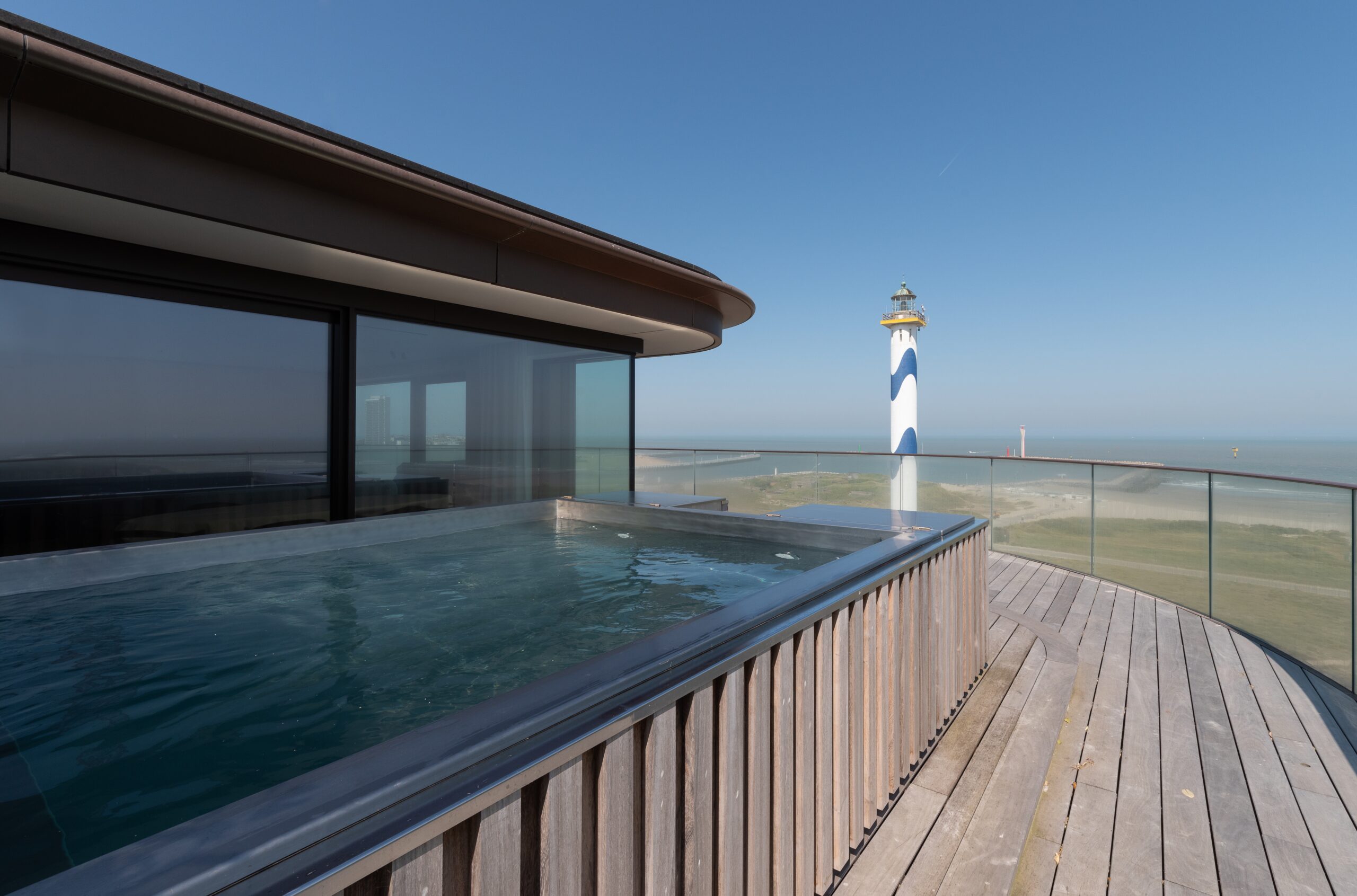 Zwemmen boven de zee